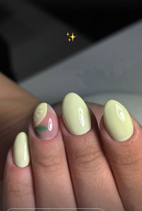 Nail & Manikür